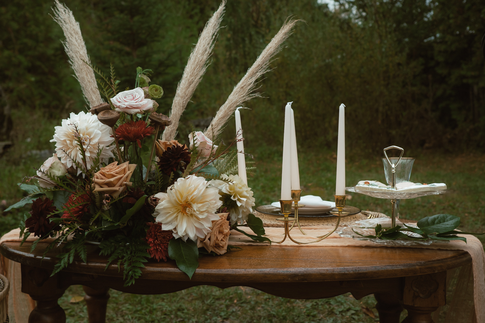 Decorative wedding tablescape