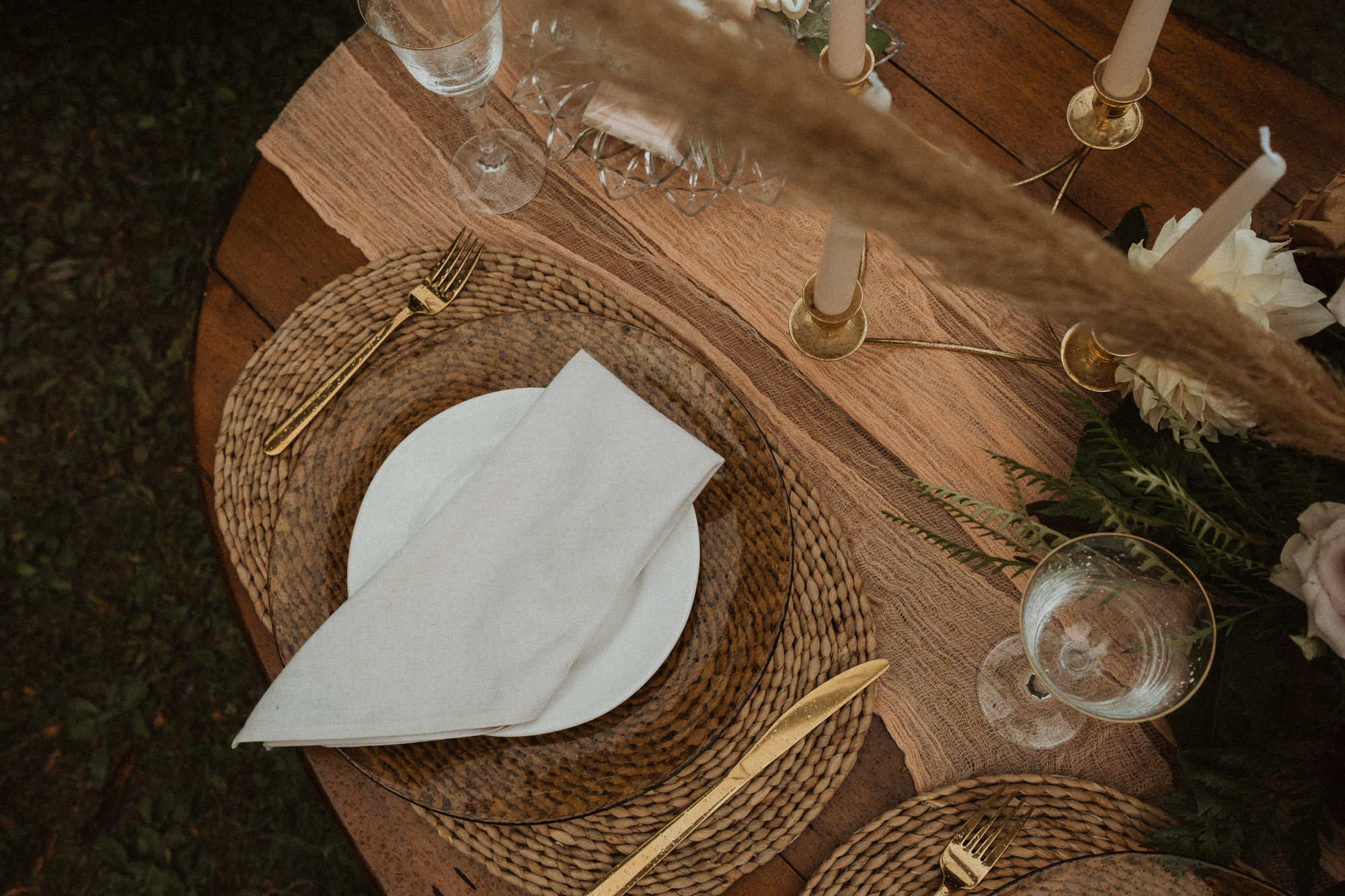 Decorative wedding tablescape
